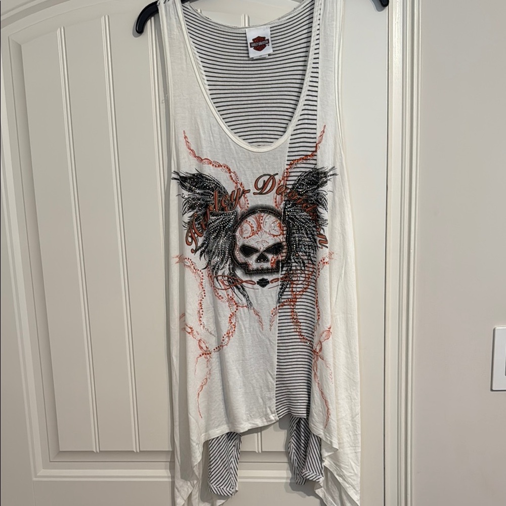 Harley DavidsonWhite Skull Graphic Women's Tank Top- high/low